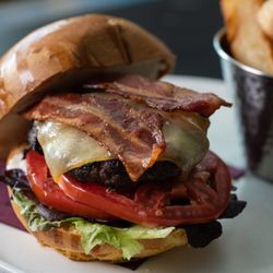 Bistro Novelle - Bistro burger