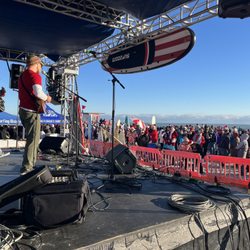 Surfing Santa Festival - 8 am and packed