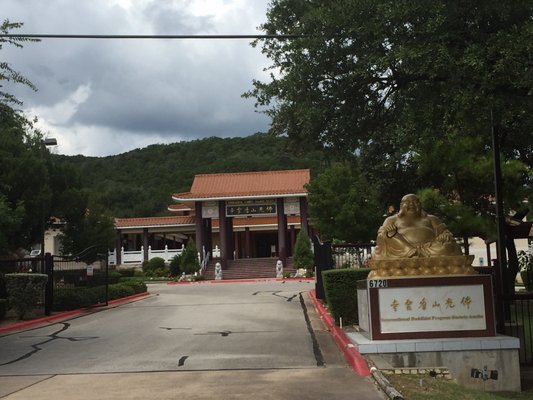 Fo Guang Shan Xiang Yun Temple by null