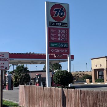 Union 76 Buttonwillow Auto Truck Plaza - Turning off the freeway. - Gas Stations Near Me - Buttonwillow, California Union 76 Buttonwillow Auto Truck Plaza - Turning off the freeway. - Gas Stations Near Me - Buttonwillow, California
