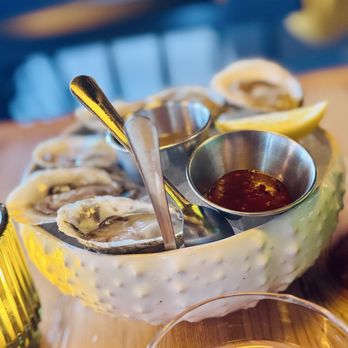 Parachute Hi Fi - Oysters - Korean Near Me - Chicago, Illinois Parachute Hi Fi - Oysters - Korean Near Me - Chicago, Illinois