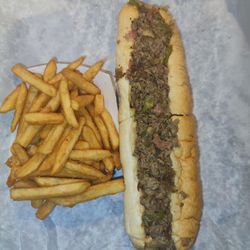 Gigi's Pizza - Steak Bomb & French Fries