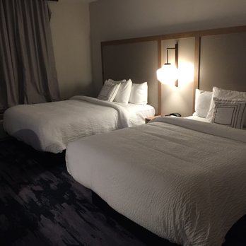 Fairfield by Marriott Inn & Suites Indio Coachella Valley - 2 queen bed are comfortable, 5 stars! - Hotels Near Me - Indio, California Fairfield by Marriott Inn & Suites Indio Coachella Valley - 2 queen bed are comfortable, 5 stars! - Hotels Near Me - Indio, California