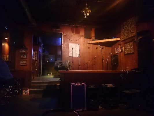 Dick's Den by null