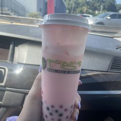 Pong's Boba Tea - Strawberry milk tea