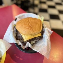 The Brinery - 916 Burger