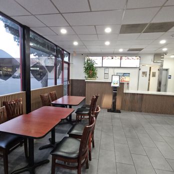 Be Wok & Hawaiian BBQ - Interior - Hawaiian Near Me - Campbell, California Be Wok & Hawaiian BBQ - Interior - Hawaiian Near Me - Campbell, California