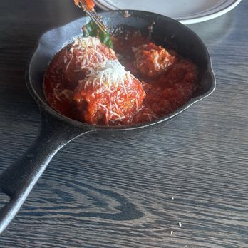 Camille's - Meatballs - Pizza Near Me - oakland park, Florida