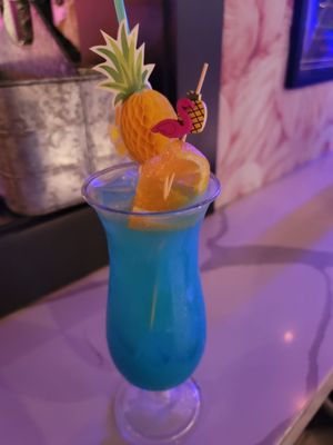 THRōW Social DC by null