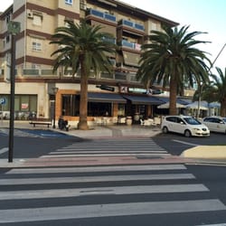 El Descorche - Fachada