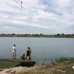 Cable Wake Park - Wakeboarding
