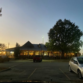 Garbo’s - Front entrance - Seafood Near Me - Austin, Texas