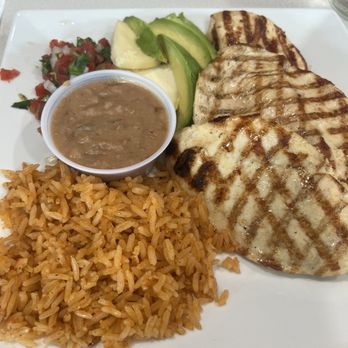 Neris Cafe And Mexican Grill - Rice and chicken - Breakfast & Brunch Near Me - Clayton, New Jersey