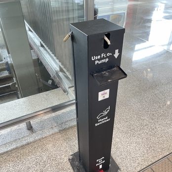 BART - Bay Area Rapid Transit - Sanitizer stands... All dry tho' lol - Public Transportation Near Me