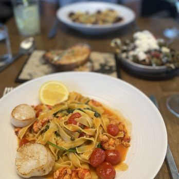 OLIVIA - fettuccine w/scallops - Italian Near Me - Tampa, Florida