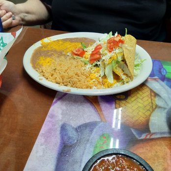 Villegas Mexican Restaurant - This was my sister's Taco plate. She enjoyed it. - Mexican Near Me - Durant, Oklahoma Villegas Mexican Restaurant - This was my sister's Taco plate. She enjoyed it. - Mexican Near Me - Durant, Oklahoma