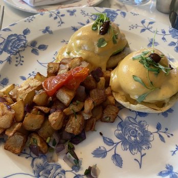 Little Hen - Avocado French toast. Lol the plating looks naughty from this angle - Breakfast & Brunch Near Me - Miami, Florida Little Hen - Avocado French toast. Lol the plating looks naughty from this angle - Breakfast & Brunch Near Me - Miami, Florida