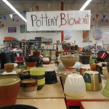 Ollie's Bargain Outlet - Ollie’s Bargain Outlet - Pottery Blowout - Outlet Stores Near Me - North Charleston, South Carolina Ollie's Bargain Outlet - Ollie’s Bargain Outlet - Pottery Blowout - Outlet Stores Near Me - North Charleston, South Carolina