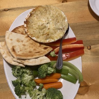 Sweet Melissa's - Artichoke dip with veggies and pita - Vegetarian Near Me - Laramie, Wyoming