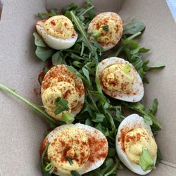 Smoke Black Mountain - Smoked deviled eggs