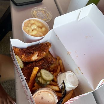 Nate's Nashville Hot Chicken - 2 Nashville Tenders w/ Fries - Chicken Shop Near Me - Paso Robles, California