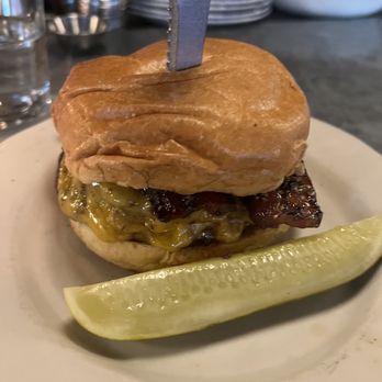 Au Cheval - Single Cheeseburger with Bacon - Bars Near Me - Chicago, Illinois