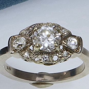 Jewelry by Design - Old damaged setting with missing diamond - Jewelry Near Me - San Diego, California