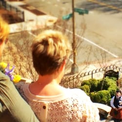The Professional Piper - Amazing serenade. VIDEO: http://instagram.com/p/mbAVttyZxo/