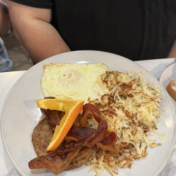 Yummies Bistro - Full breakfast - Breakfast & Brunch Near Me - South Padre Island, Texas Yummies Bistro - Full breakfast - Breakfast & Brunch Near Me - South Padre Island, Texas