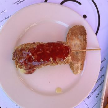 Ciutat Comtal - Fried cheese. Has strawberry jelly on it. More of a dessert - Tapas Bars Near Me - Barcelona, B