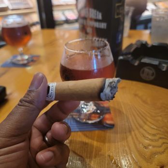 Admiral Cigar Club - I don't remember the cigar, it was decent. In the glass is Kentucky Bourbon Barrel Ale - Beer, Wine & Spirits Near Me - Orlando, Florida Admiral Cigar Club - I don't remember the cigar, it was decent. In the glass is Kentucky Bourbon Barrel Ale - Beer, Wine & Spirits Near Me - Orlando, Florida