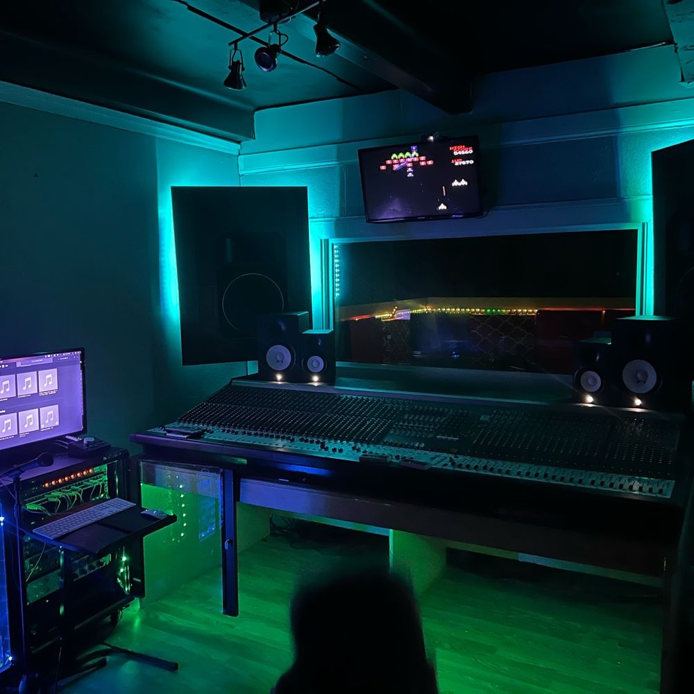 Trackset Plus Recording Studio - Recording & Rehearsal Studios Near Me - Winter Park, Florida