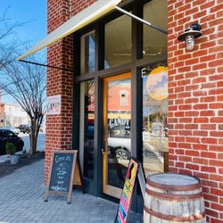Cape Charles Candy Company - Store front