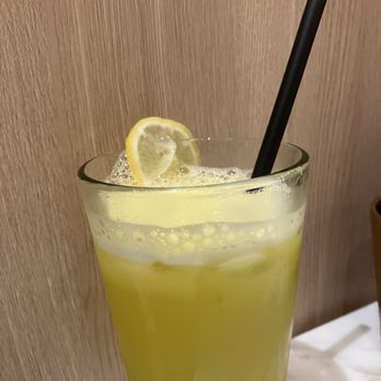 Supreme Dumplings - Passion Fruit Sunshine Lemonade - Shanghainese Near Me - Honolulu, Hawaii Supreme Dumplings - Passion Fruit Sunshine Lemonade - Shanghainese Near Me - Honolulu, Hawaii