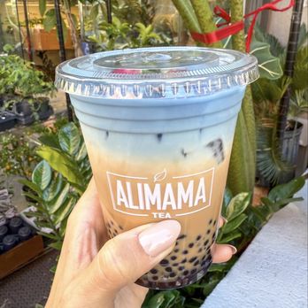 AlimamaTea - Royal  Signature Boba Milk Tea - Desserts Near Me - New York, New York