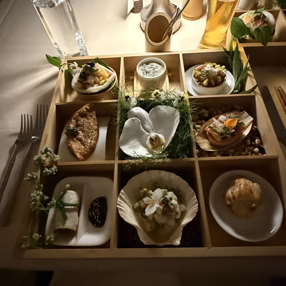 Restaurant BT - Bento box. Special shout outs to the duck burrito (bottom left) and the beef Wellington puff pastry (bottom right) - French Near Me - Tampa, Florida Restaurant BT - Bento box. Special shout outs to the duck burrito (bottom left) and the beef Wellington puff pastry (bottom right) - French Near Me - Tampa, Florida