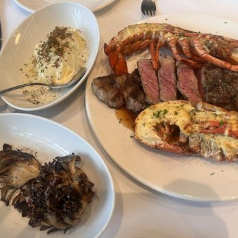 RILEY’S FISH & STEAK - Updated January 2025 - 385 Photos & 111 Reviews ...