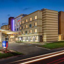 Fairfield by Marriott Inn & Suites Lincoln Crete