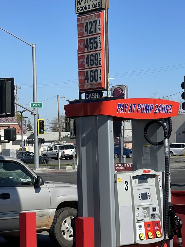 ECONO GAS Updated September 2024 11 Photos 704 10th St