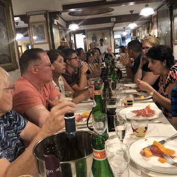Al Colombo - Big groups welcome - Italian Near Me - Venezia, AG Al Colombo - Big groups welcome - Italian Near Me - Venezia, AG