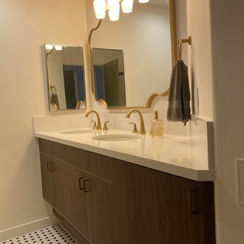 MDRN Construction - Bathroom vanity, tile - General Contractors Near Me - Burbank, California