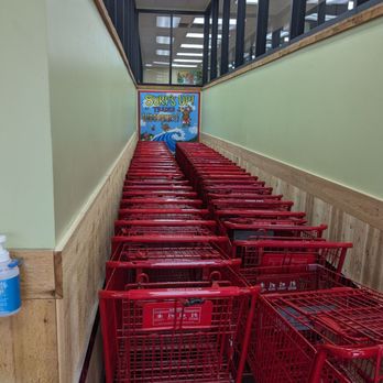 Trader Joe's - Carts - Grocery Near Me - Woodbury, Minnesota