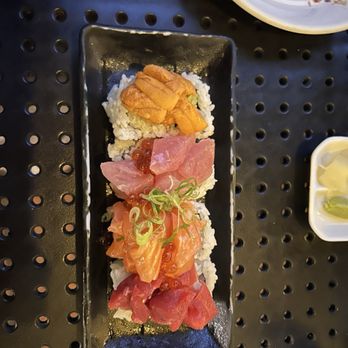 Tanuki - House roll - Sushi Bars Near Me - San Diego, California Tanuki - House roll - Sushi Bars Near Me - San Diego, California