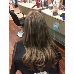 Regis Salon - Highlights by Desyré