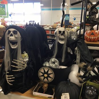 At Home - Home Decor Near Me - Pflugerville, Texas