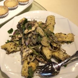 Marinated chicken with black truffle