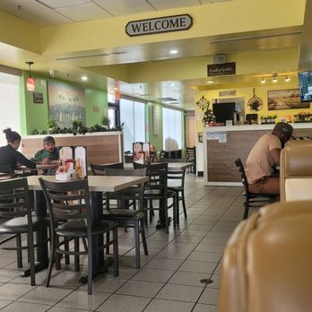 Country Griddle - In side, very clean, and inviting - American Near Me - Goodyear, Arizona Country Griddle - In side, very clean, and inviting - American Near Me - Goodyear, Arizona