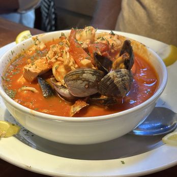 La Vita E Bella - Italian Near Me - Seattle, Washington