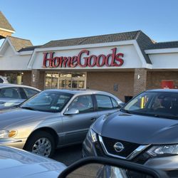 HomeGoods - Storefront....