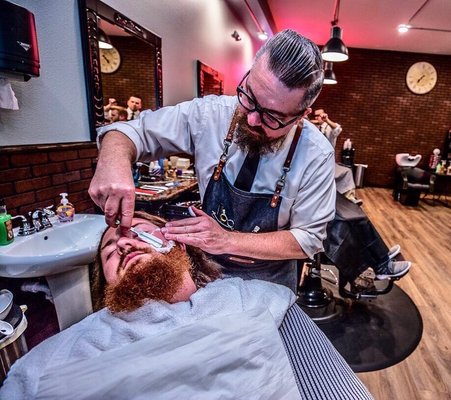 DePorres House of Barbering & Lounge by null